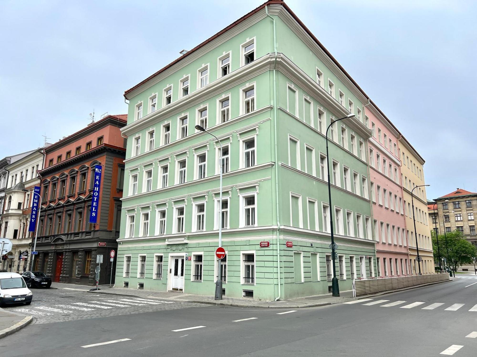 Treetess City Centre Prague Apartments Экстерьер фото