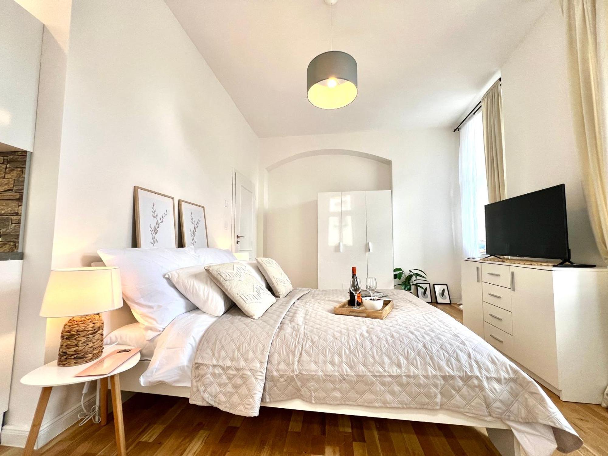 Treetess City Centre Prague Apartments Экстерьер фото